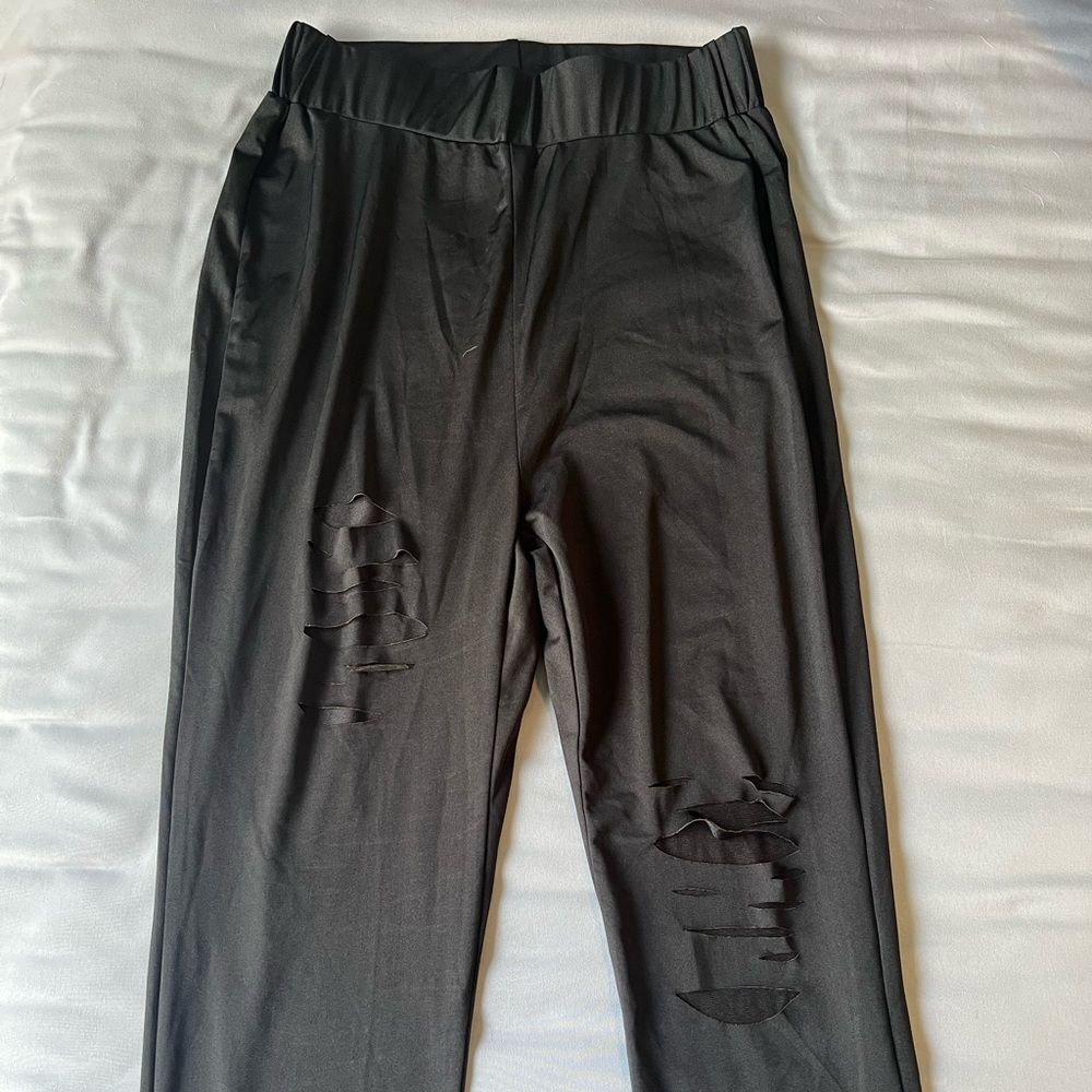 ROMWE Black‎ Ripped Cotton Blend Leggings